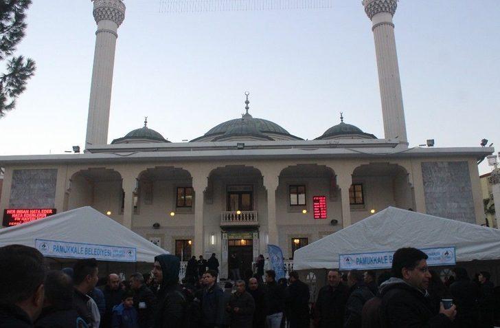 Sarıkamış Harekatı’nı Dev Türk Bayrağı Taşıyarak Andılar G3