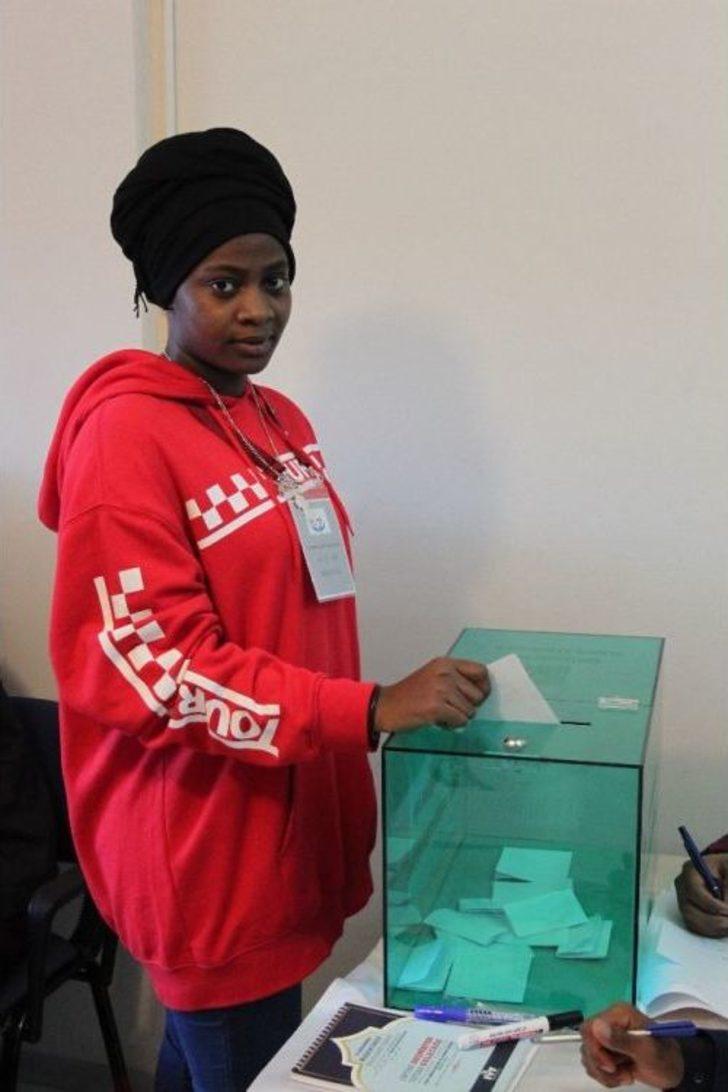 Komorlu Öğrenciler Eskişehir’de Buluştu G5