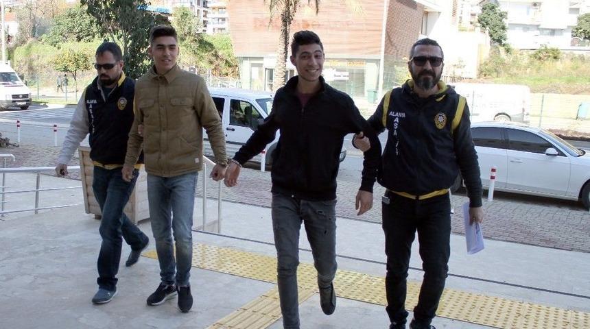 Alanya’da 2 Cezaevi Firarisi Yakalandı
