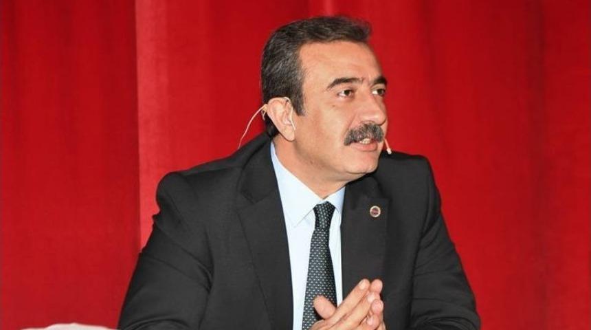Başkan &Ccedil;etin: "halkın G&ouml;n&uuml;ll&uuml; El&ccedil;iliğini Yapıyoruz"