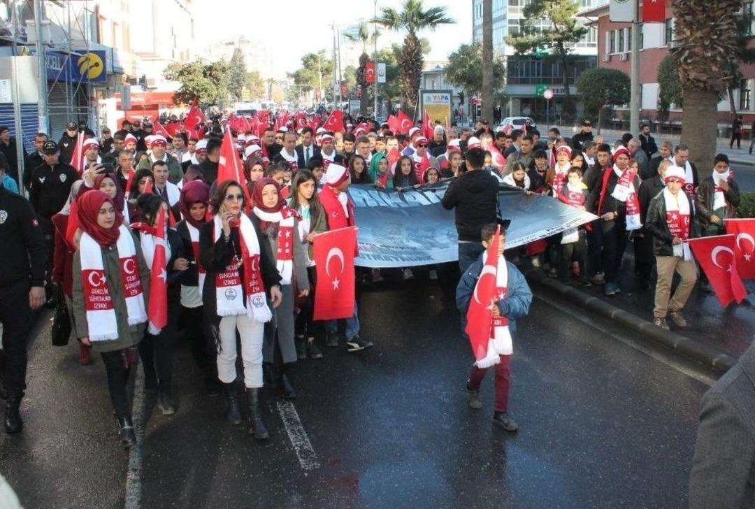 Şanlıurfa&rsquo;da Binlerce Vatandaş Sarıkamış Şehitleri İ&ccedil;in Y&uuml;r&uuml;d&uuml;