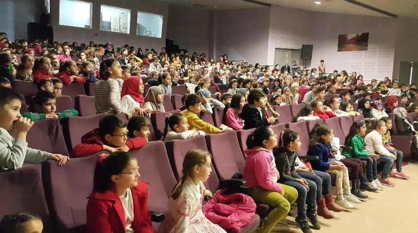 Kartepeli Minikler Pamuk İle K&ouml;m&uuml;r&uuml; İzledi