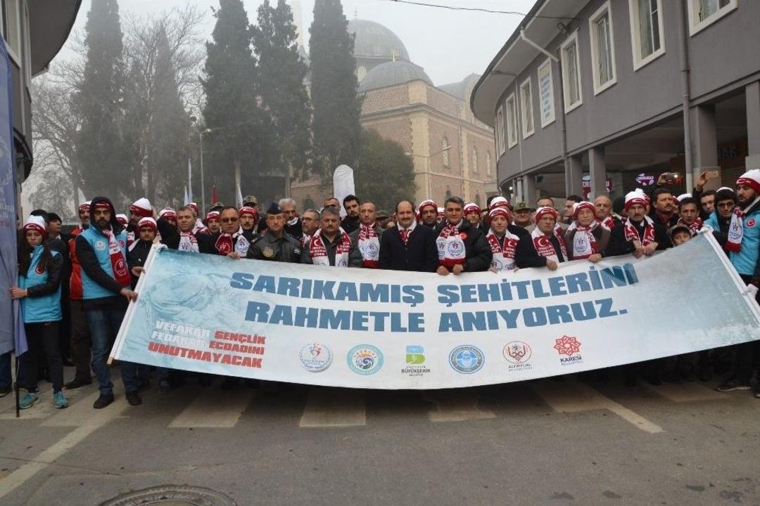 Balıkesir Sarıkamış Şehitleri İ&ccedil;in Y&uuml;r&uuml;d&uuml;