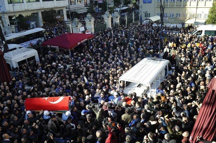 Sanatçılar Münir Özkul’u Son Yolculuğunda Yalnız Bırakmadı G1