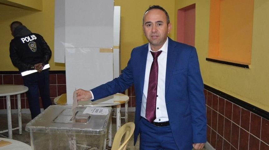 Besni Esnaf Ve Sanatkarlar Odası Başkanı Hayati İşitmen Oldu