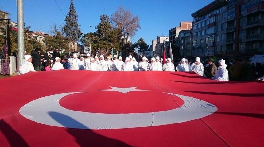 Uşak&rsquo;ta Sarıkamış Şehitlerini Anma Y&uuml;r&uuml;y&uuml;ş&uuml; Yapıldı