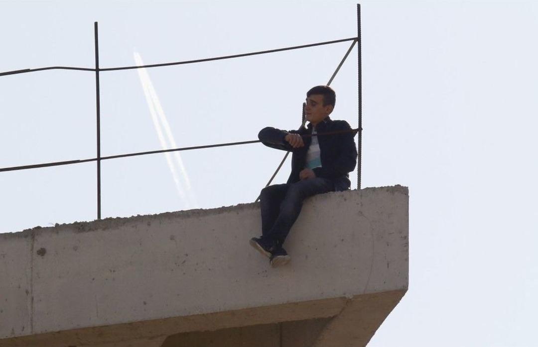 Antalya&rsquo;da 6 Katlı İnşaatta İntihar Teşebb&uuml;s&uuml;