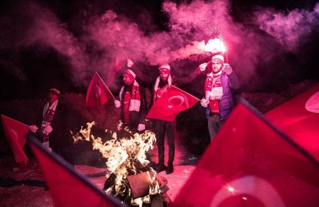 Sarıkamış Şehitleri İçin Gece Eksi 15 Derecede Saygı Nöbeti