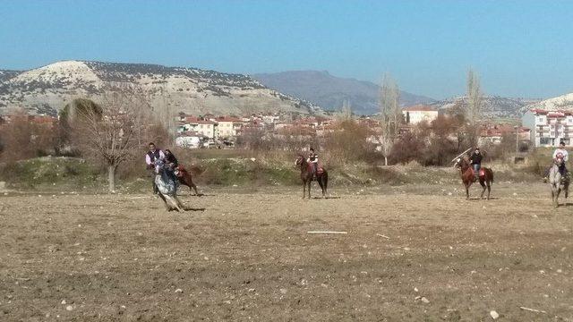 Selendili Ciritçiler Müsabaka Hazırlıklarına Başladı