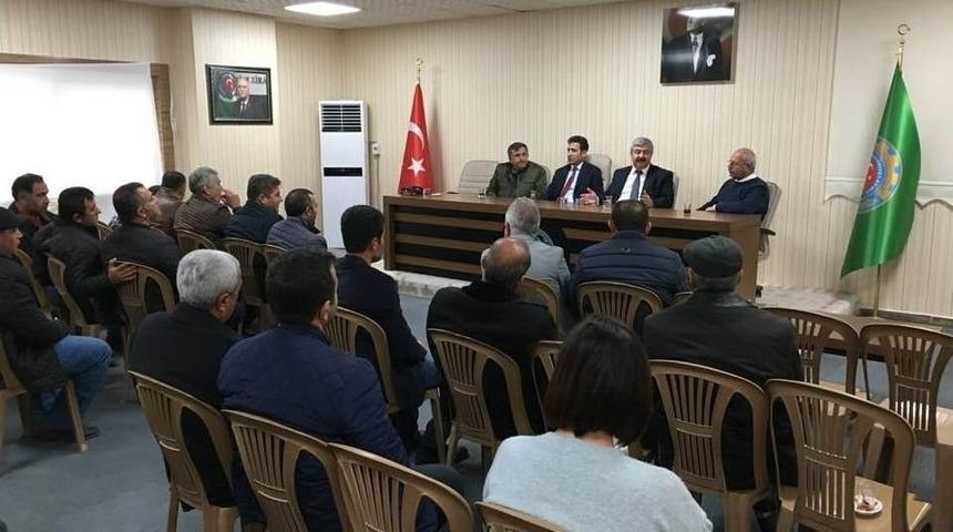 Fatma Şahin&rsquo;den &Ccedil;ift&ccedil;ilere Biber Fidesi Desteği