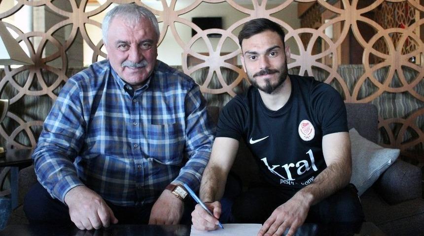 Zahit Fındık Yeniden Gümüşhanespor’da