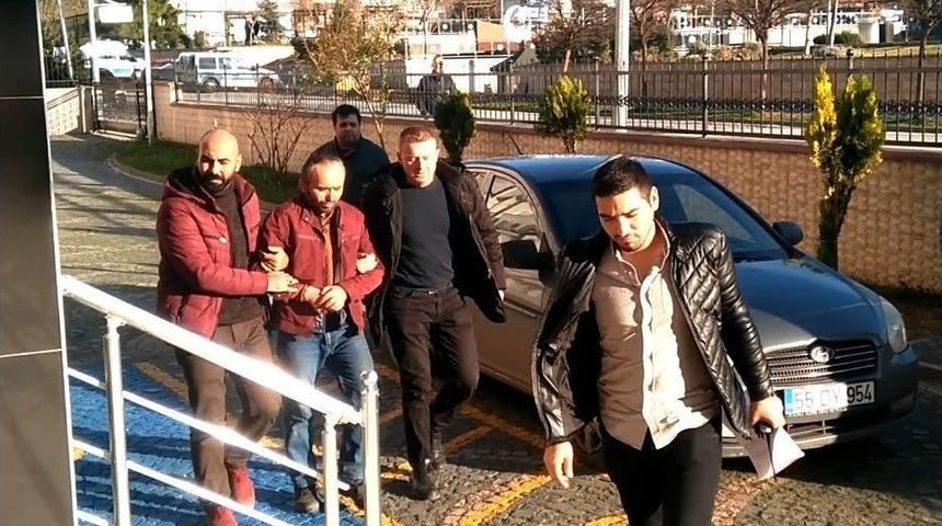 Eşini &Ouml;nce Bı&ccedil;aklayıp Sonra Da T&uuml;fekle Vuran Şahıs Tutuklandı