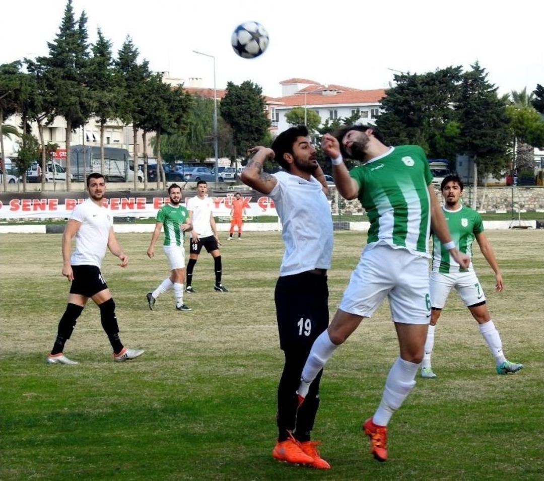 &Ccedil;eşme Belediyespor, Namağlup Liderliğini S&uuml;rd&uuml;rd&uuml;