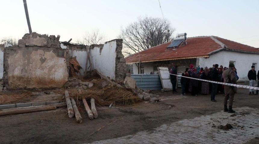 Dağıtım İznindeki Asker G&ouml;&ccedil;&uuml;k Altında Can Verdi