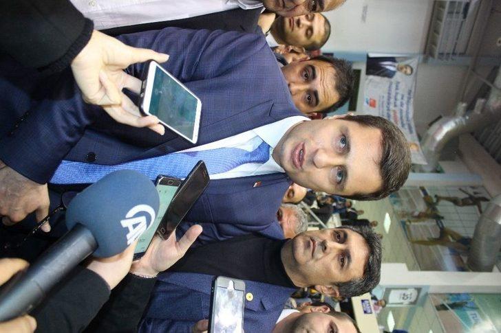 Chp İzmir İl Başkanı Deniz Yücel Oldu G2