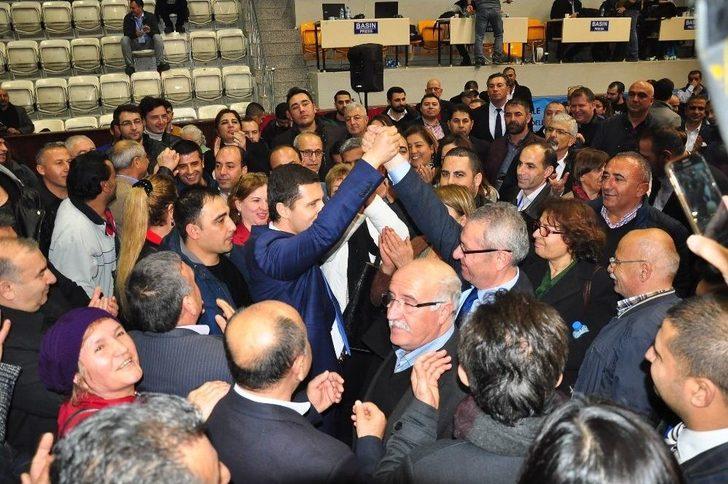 Chp İzmir İl Başkanı Deniz Yücel Oldu G4