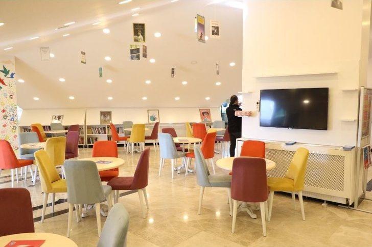 Gençler İçin “kitap Kafe” Açıldı G1