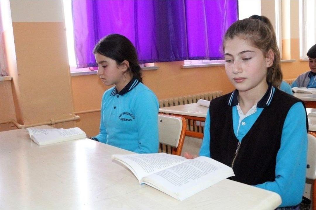 Ağrı&rsquo;da &ldquo;kitaplar Konuşuyor Geleceğimiz Aydınlanıyor&rdquo; Projesi