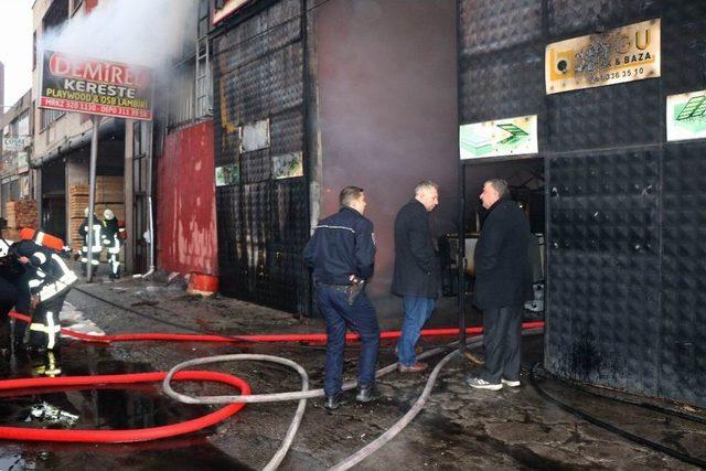 Kayseri’de Baza Ve Yatak İmalathanesinde Yangın