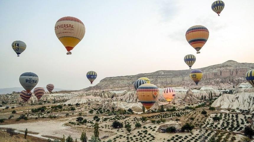 Kapadokya&rsquo;da 2017 Yılında 247 G&uuml;n Balon Turu Yapıldı