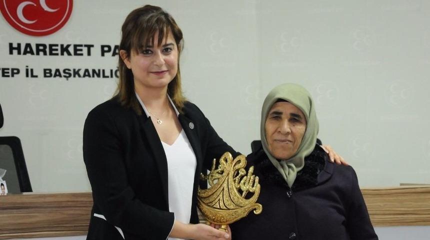 Mhp Kadın Kollarının Yeni Y&ouml;netimi Toplandı