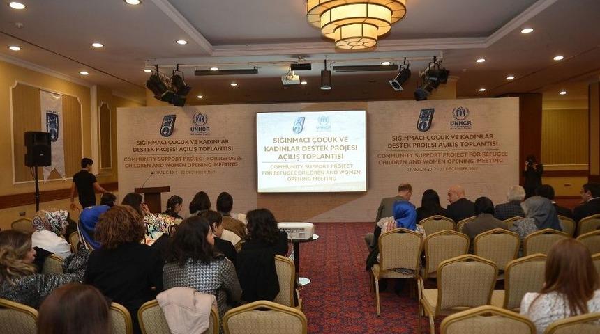 Sığınmacı Kadın Ve &Ccedil;ocuklara B&uuml;y&uuml;kşehir Belediye&rsquo;den Şefkat Eli