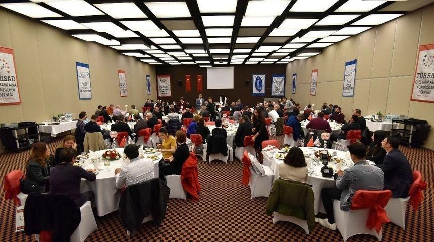 T&uuml;rsad &Uuml;yesi Kuruluş Yemeğinde Biraraya Geldi