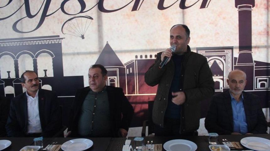 Başkan &Ouml;zaltun, Şehit Aileleri Ve Gazilerle Yemekte Buluştu