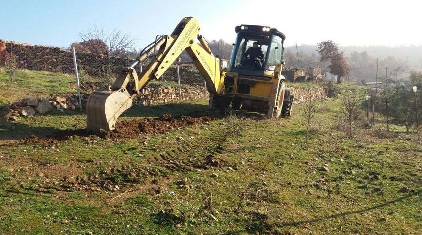 Alaşehir Fen İşleri M&uuml;d&uuml;rl&uuml;ğ&uuml; 4 Koldan &Ccedil;alışıyor