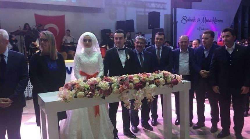 Altıntaş Kaymakamı Musa Kazım &Ccedil;elik Evlendi