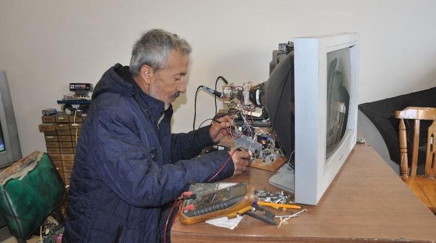 35 Yıllık Tv Tamircisi De Teknolojiye Yenik D&uuml;şt&uuml;