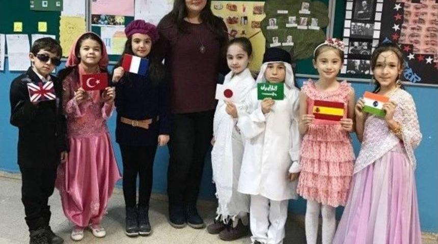 İngilizceyi Eğlenerek &Ouml;ğreniyorlar