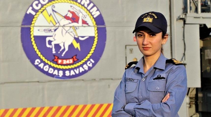 (&ouml;zel) T&uuml;rk Savaş Gemisinin Perisi