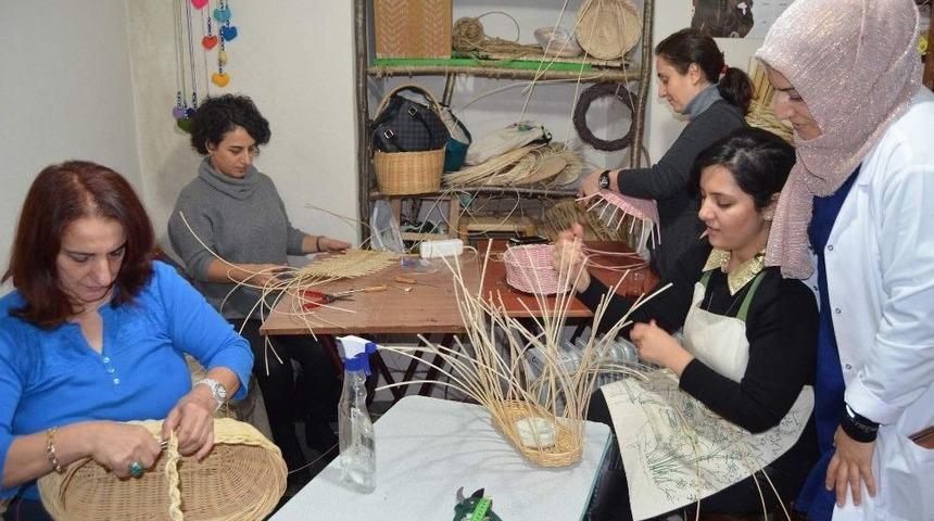 Kaybolmaya Y&uuml;z Tutmuş Eserleri G&uuml;n Işığına &Ccedil;ıkarıyorlar