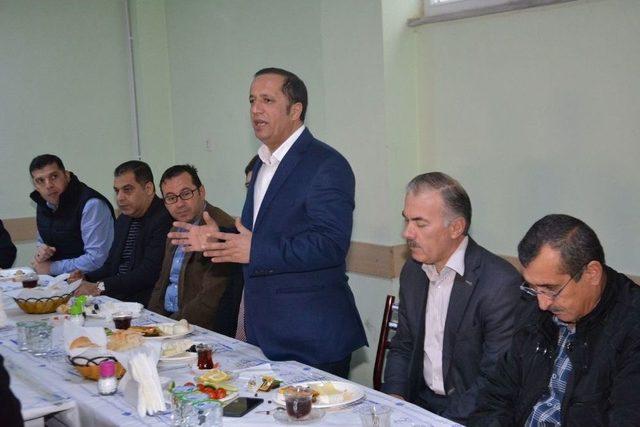 Başkan Toltar&rsquo;dan Sakaryalılar Derneği&rsquo;ne Ziyaret 1