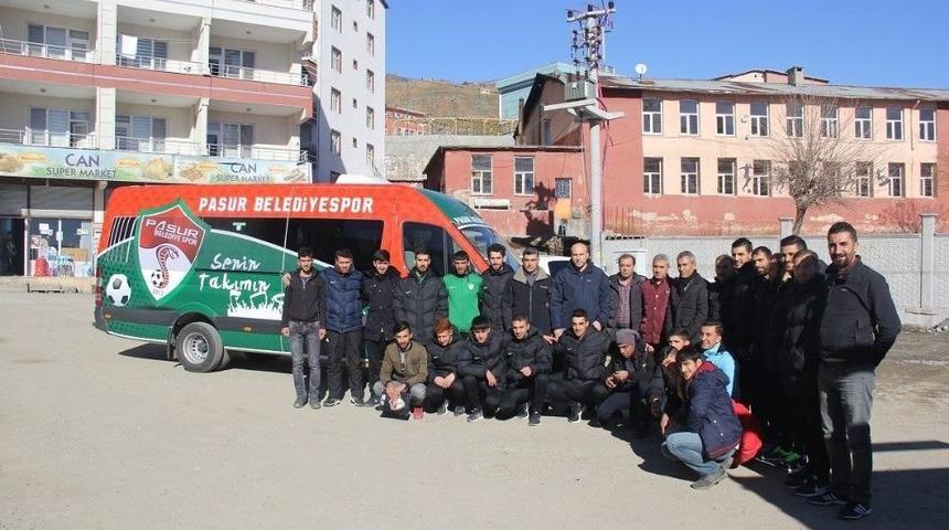 Kulp Belediyesi Pasur Belediyespor&rsquo;a Son Model Ara&ccedil; Tahsis Etti