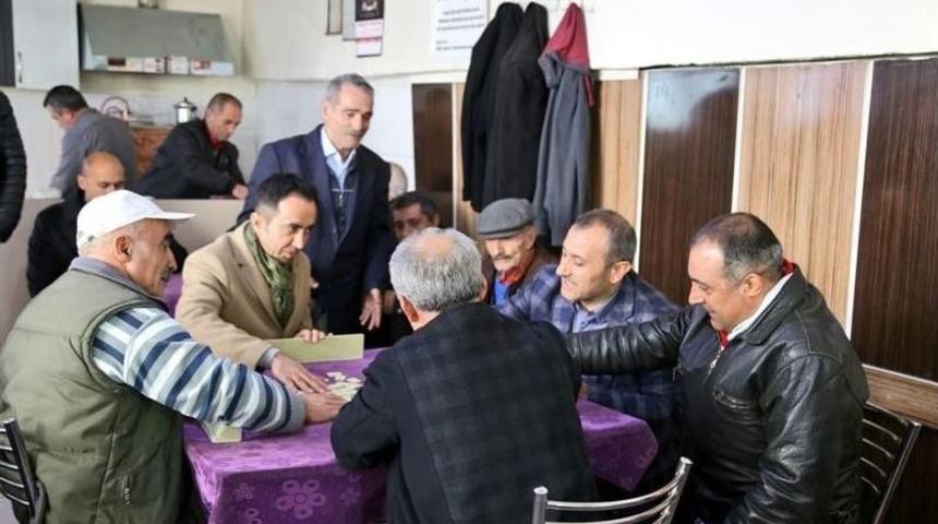 Vali Sonel, Vatandaşlarla Bir Araya Geldi