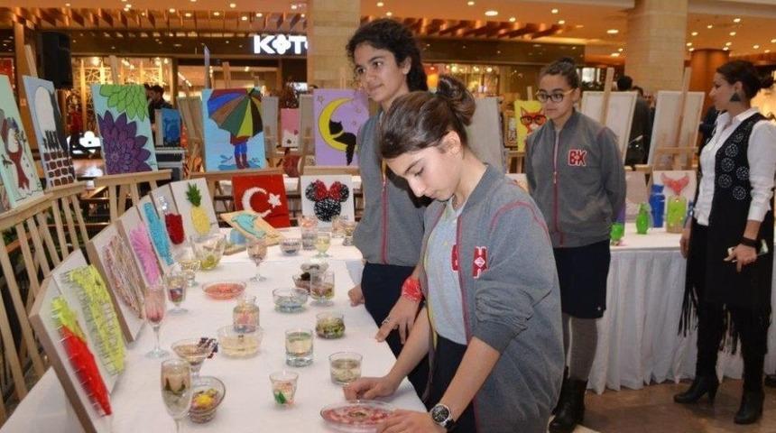 Öğrencilerin Yıl Sonu Sergisi Büyük Beğeni Topladı