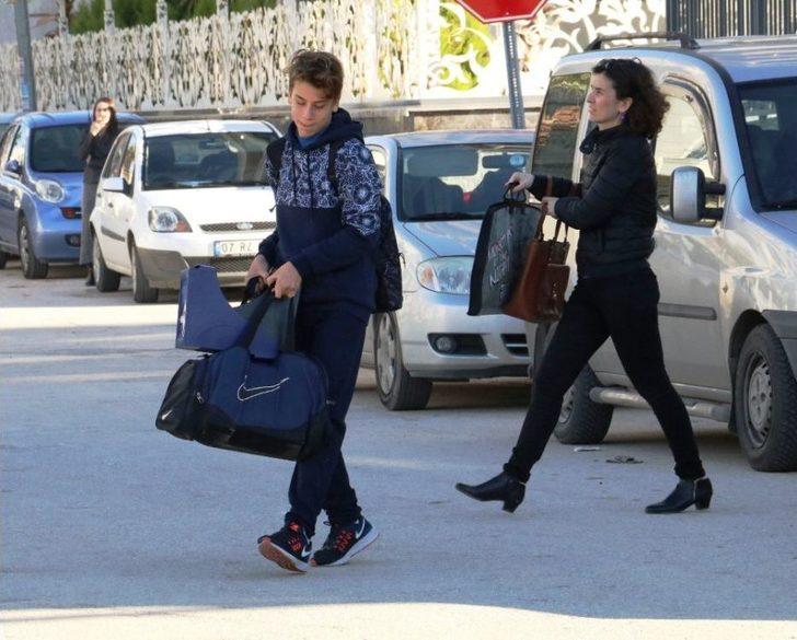 Antalya’da Özel Okula Haciz İddiası Velileri Ayaklandırdı G2