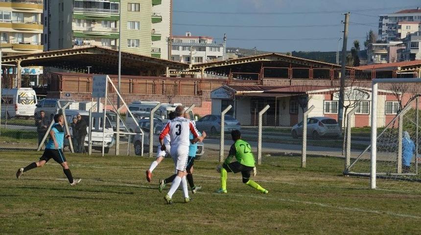 Aliağa Gücü Masterler :1 - Kula Masteler :0