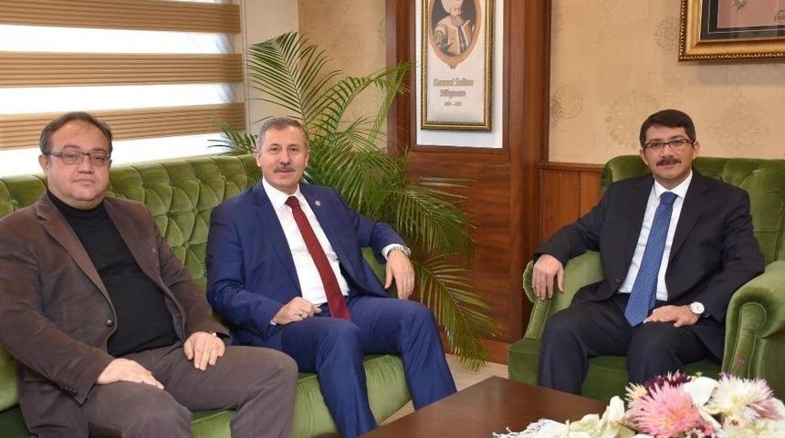 Ak Partili &Ouml;zdağ&rsquo;dan &rsquo;yılın Belediye Başkanına&rsquo; Tebrik