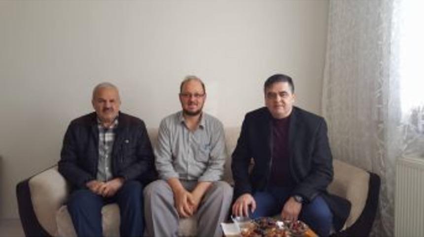 Başkan Yal&ccedil;ın, Kutsal Topraklardan D&ouml;nen Vatandaşları Ziyaret Etti