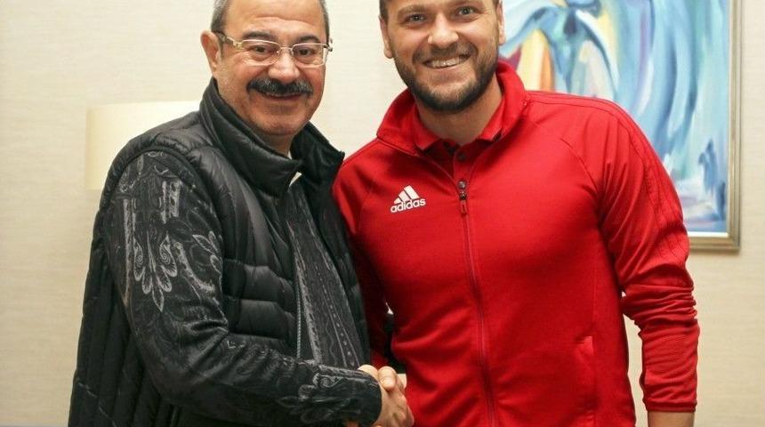 Gazişehir&rsquo;de Muhammet Reis İle Yollar Ayrıldı