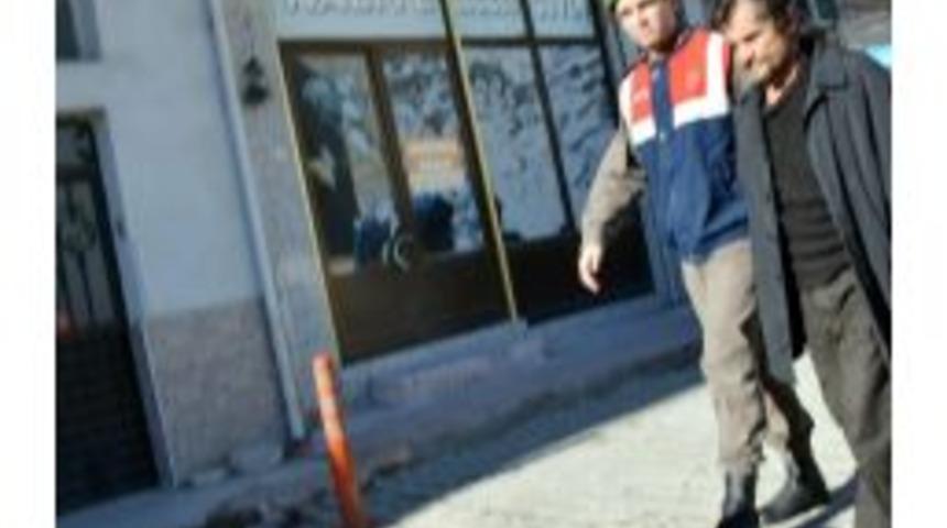 İmamın Maaşını &Ccedil;alan Zanlı Yakalandı