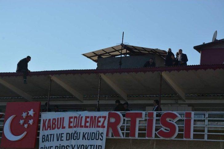 İntihar Etmek İçin Çıktığı Çatıda Baygınlık Geçirdi G1