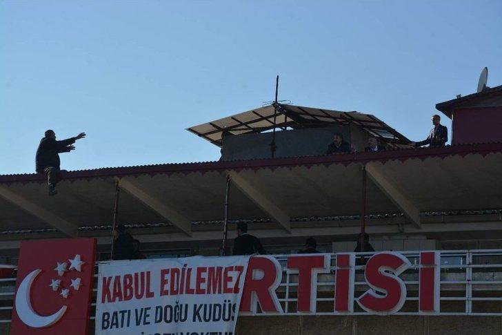 İntihar Etmek İçin Çıktığı Çatıda Baygınlık Geçirdi G5