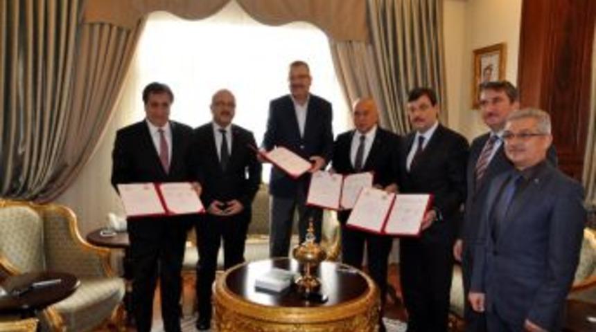 Meslek&icirc; Eğitim Merkezi İ&ccedil;in İmzalar Atıldı