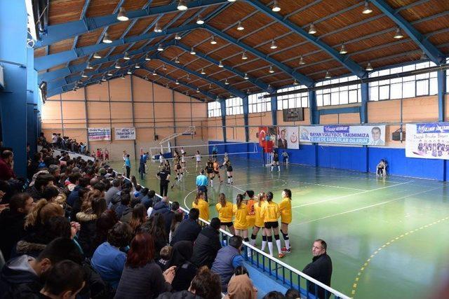 Bozüyük Bld. İdman Yurdu - Vakıfbank : 1-3