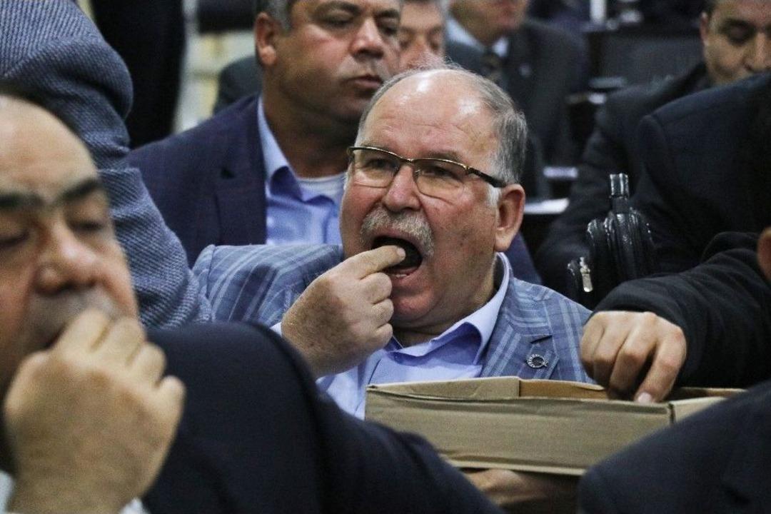 Meclisin İlk Toplantısına Hurmalı Başlangı&ccedil;