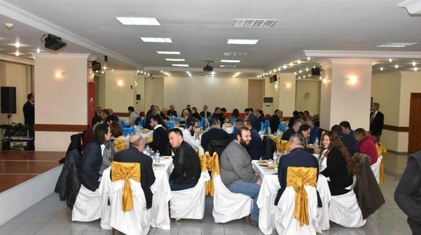 Vali &Ccedil;eber Gazetecilerle Kahvaltıda Buluştu